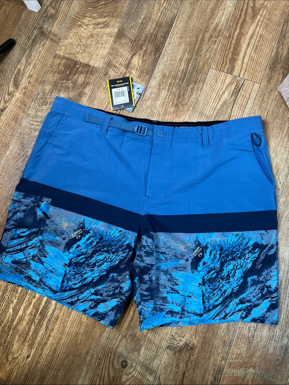 Realtree Blue Men's Fishing Shorts with Ocean Accent S-3XL 48-50